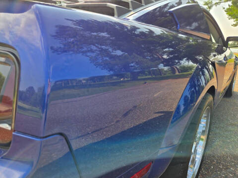 2005 Ford Mustang GT Deluxe