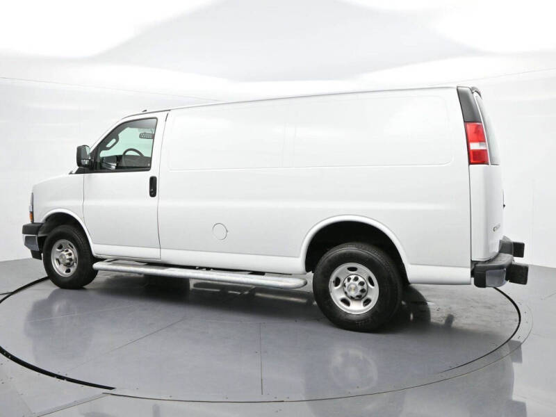 2024 Chevrolet Express 2500