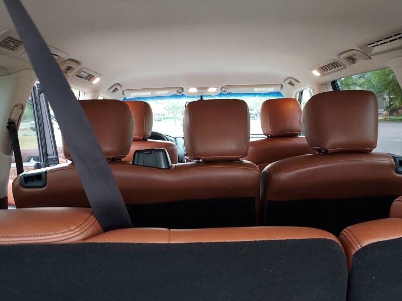 2017 Nissan Armada SV