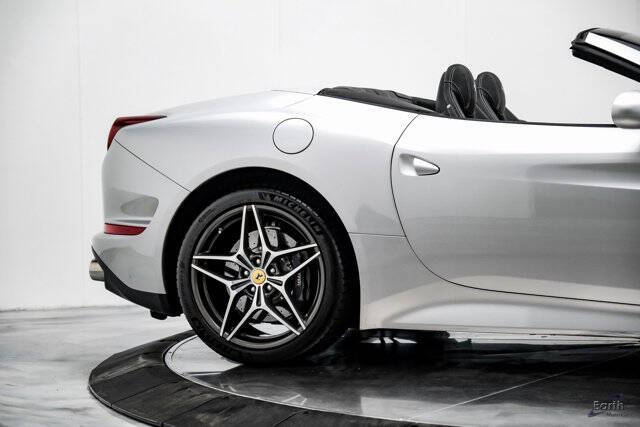 2016 Ferrari California T