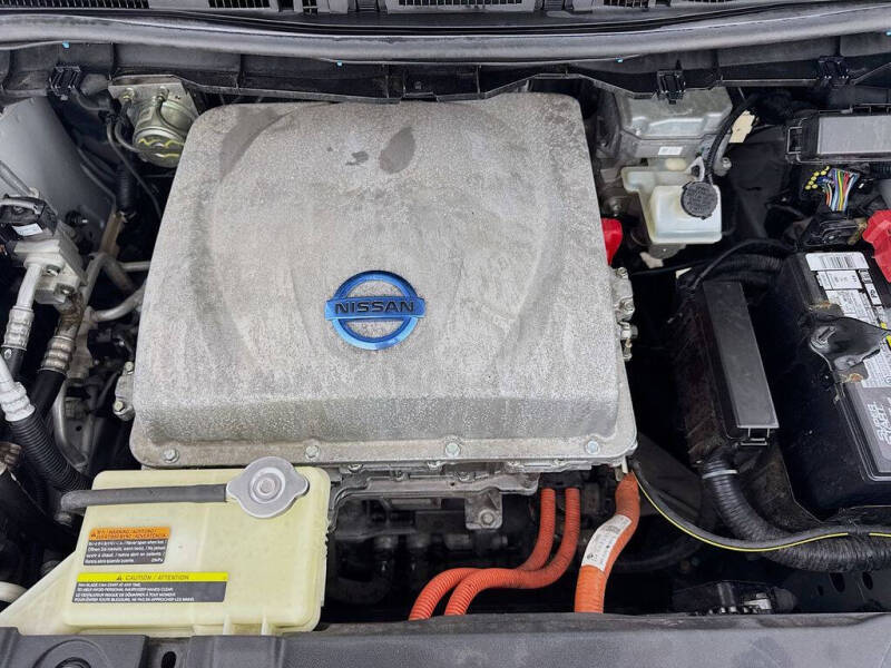 2014 Nissan LEAF SL