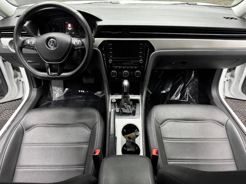 2021 Volkswagen Passat SE