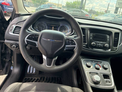 2015 Chrysler 200 LX