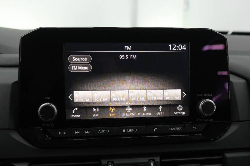 2025 Nissan Pathfinder S