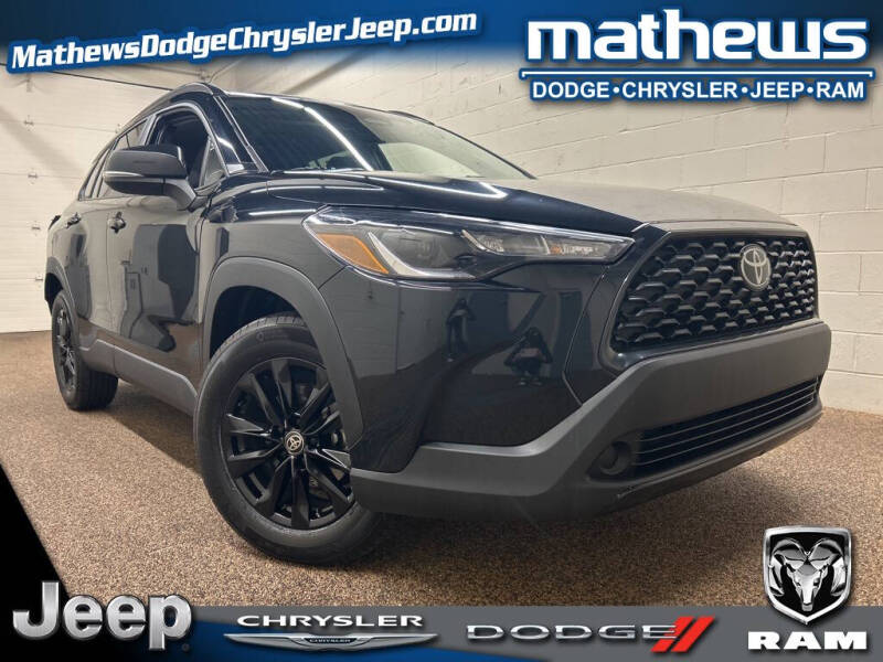 2024 Toyota Corolla Cross LE's photo