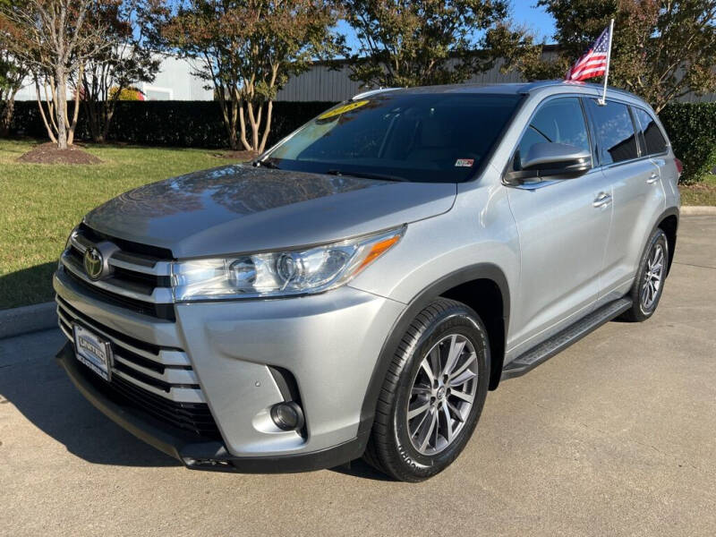 2018 Toyota Highlander for sale at UNITED AUTO WHOLESALERS LLC in Portsmouth VA