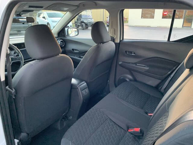 2021 Nissan Kicks SV