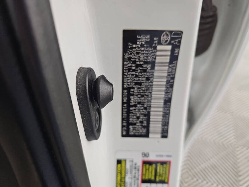 2017 Toyota Corolla LE