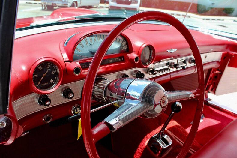 1955 Ford Thunderbird