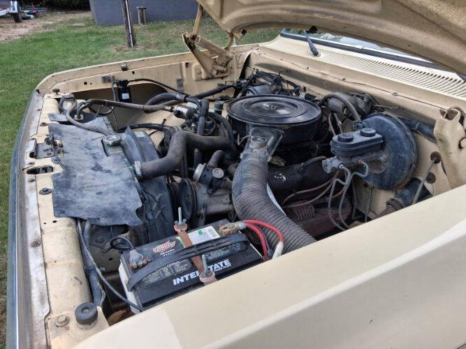 1985 Dodge D100 Pickup
