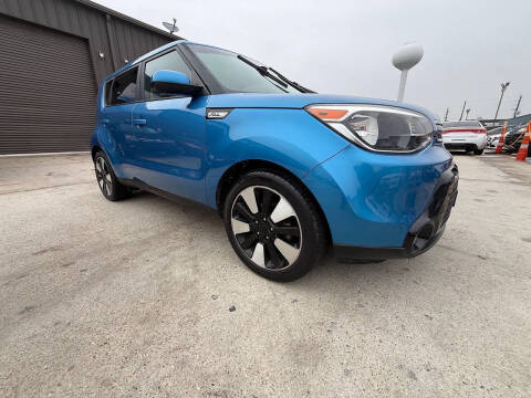 2016 Kia Soul +