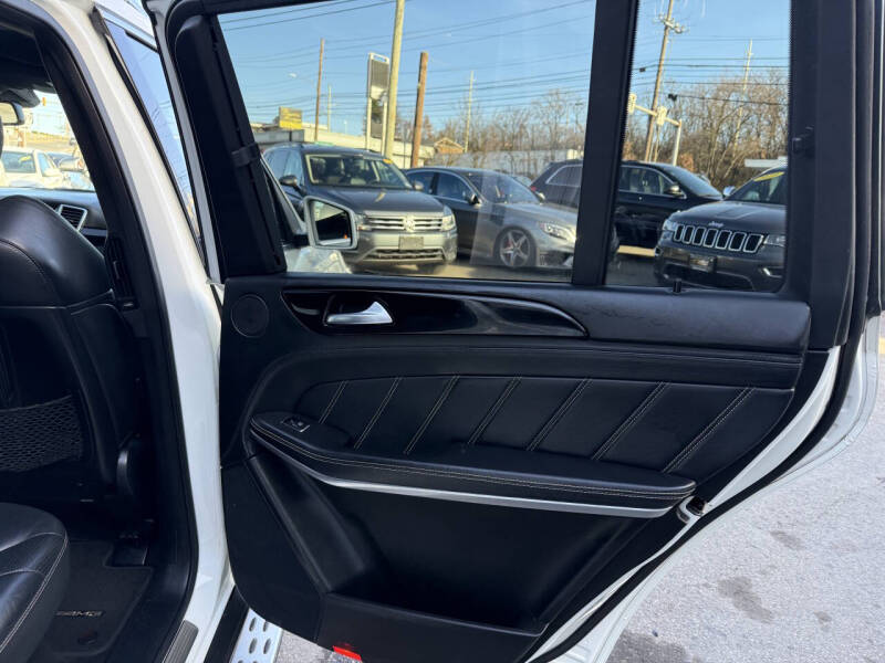 2016 Mercedes-Benz GL-Class AMG GL 63