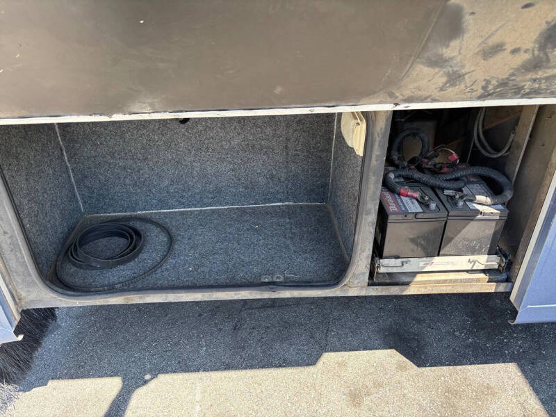 1999 Spartan EXP-2001