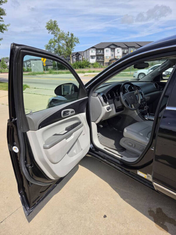 2017 Buick Enclave Leather
