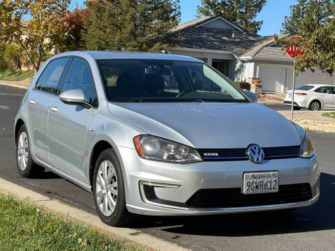 2015 Volkswagen e-Golf Limited Edition
