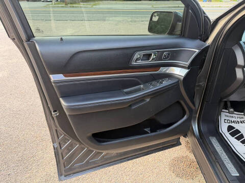 2017 Ford Explorer Limited