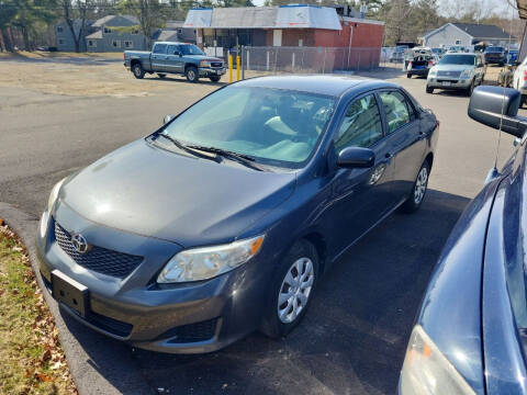 2009 Toyota Corolla for sale at Topham Automotive Inc. in Middleboro MA