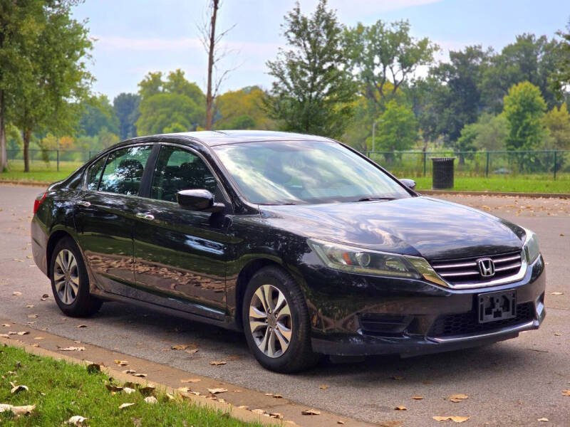 2015 Honda Accord LX photo 3