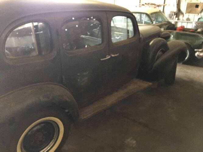 1937 Cadillac Fleetwood