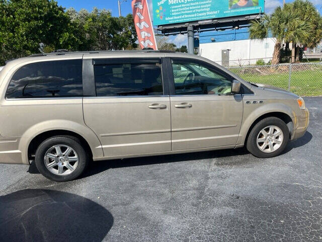 2008 Chrysler Town and Country  - $5,900