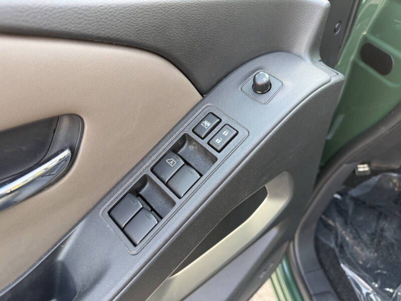 2023 Nissan Frontier SV