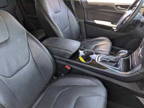 2016 Ford Edge Titanium