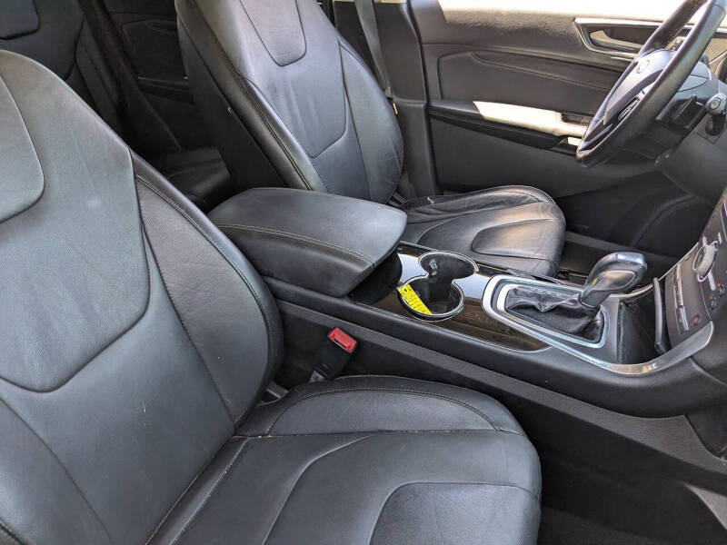 2016 Ford Edge Titanium