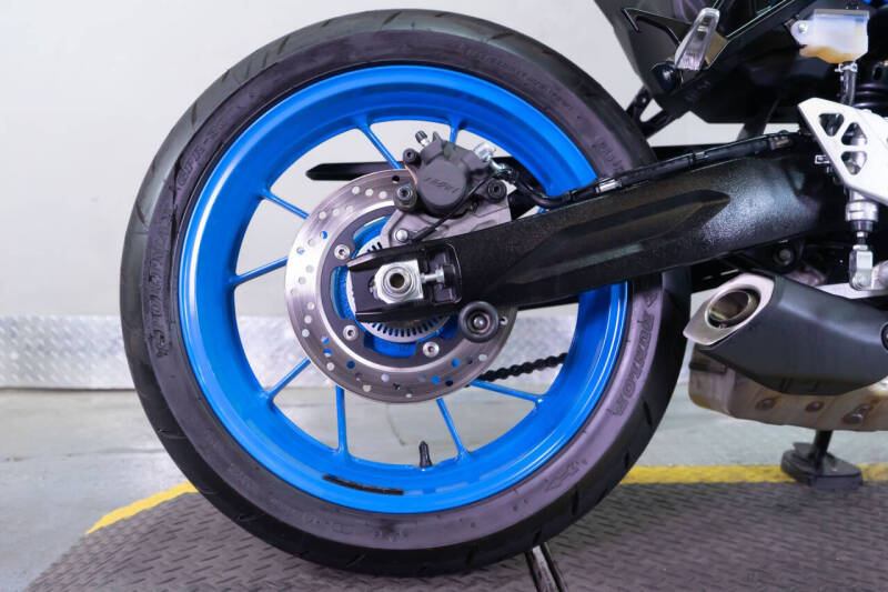 2024 Suzuki GSX-8S