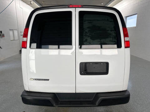 2021 Chevrolet Express 2500