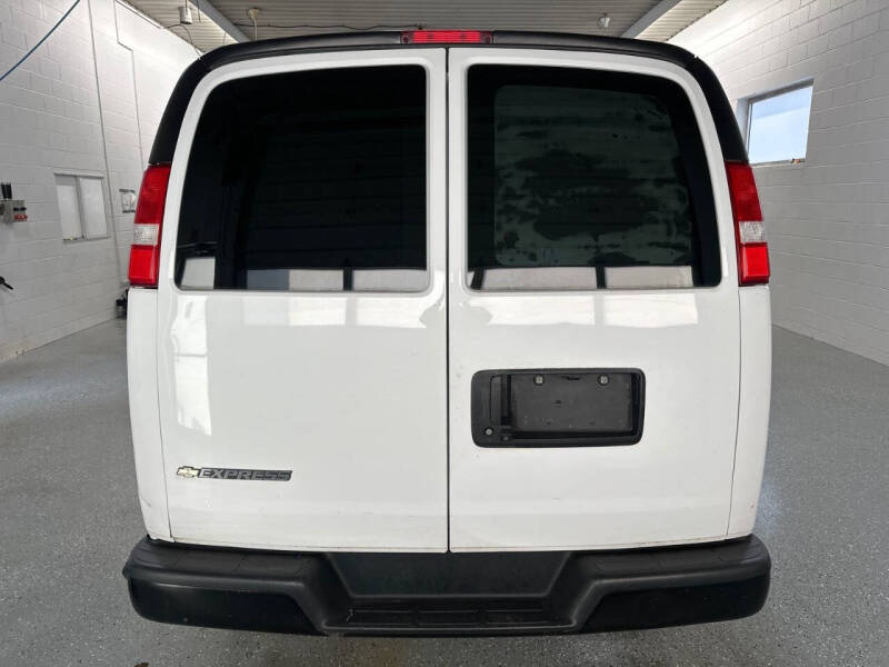 2021 Chevrolet Express 2500