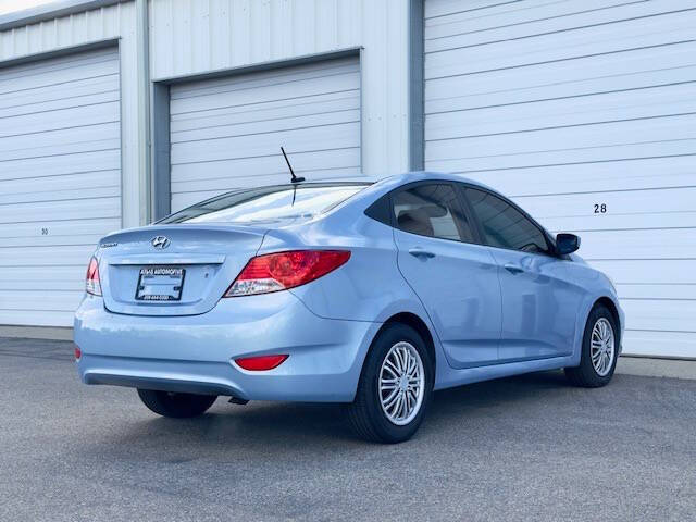 2012 Hyundai Accent GLS photo 5