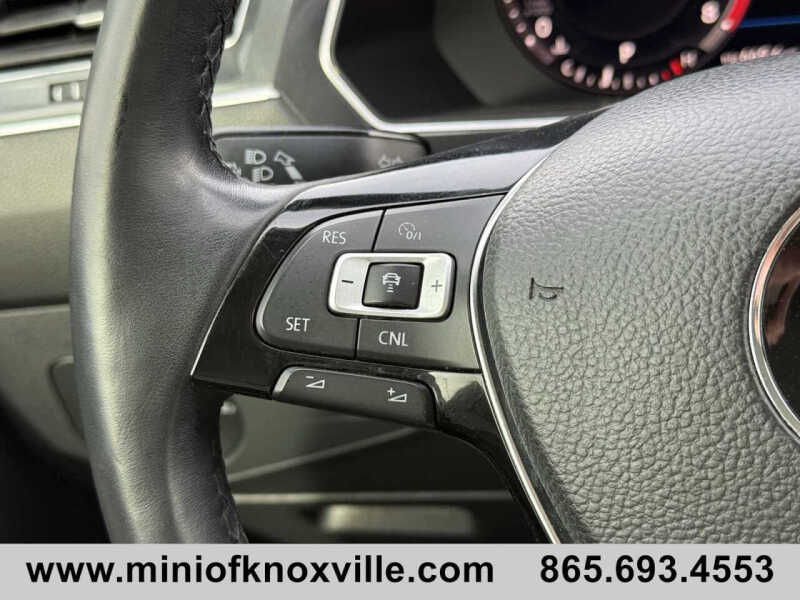 2018 Volkswagen Tiguan 2.0T SEL Premium