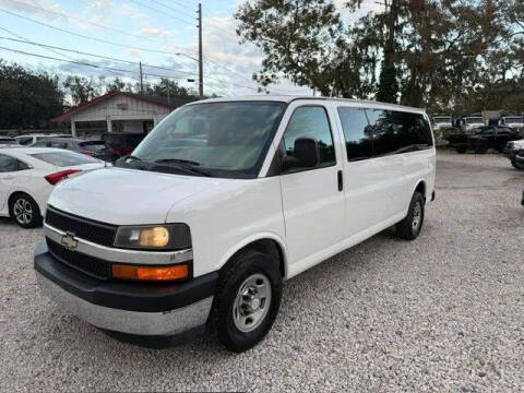2017 Chevrolet Express LT 3500