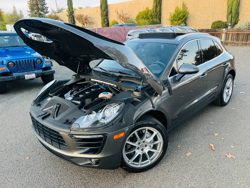 2015 Porsche Macan S