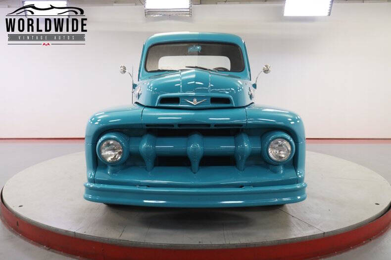 1952 Ford F-100