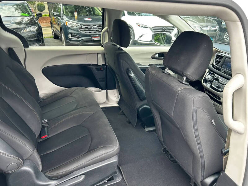 2018 Chrysler Pacifica L
