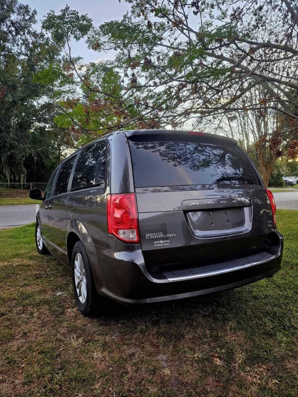 2016 Dodge Grand Caravan SXT photo 11