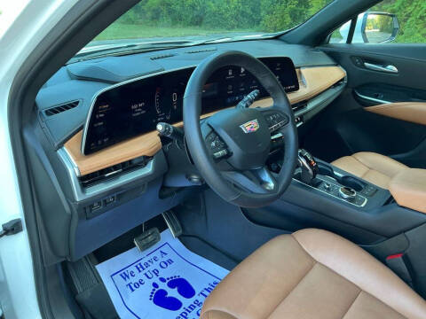 2024 Cadillac XT4 Sport