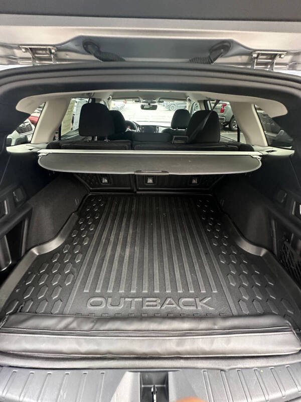 2023 Subaru Outback Premium