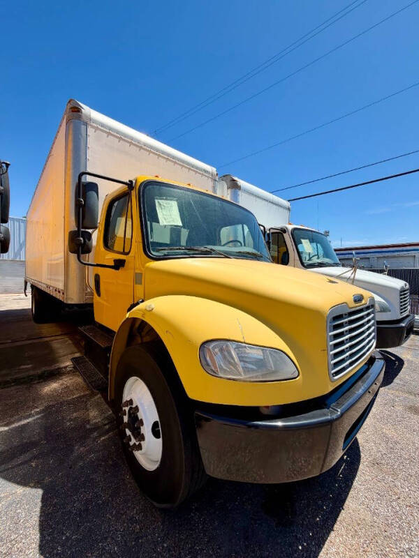 2019 Freightliner M2 106