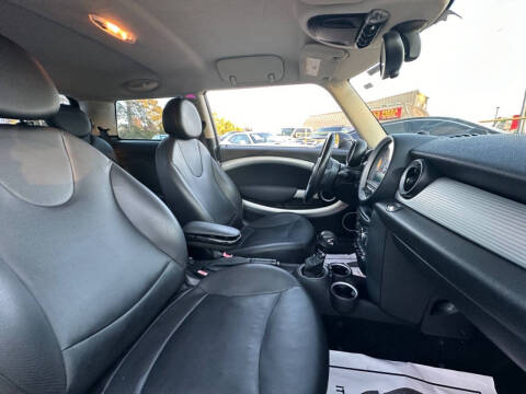 2013 MINI Hardtop Cooper