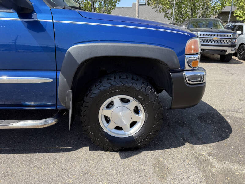 2004 GMC Sierra 1500 SLE