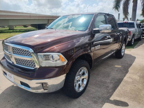2014 RAM 1500 Laramie