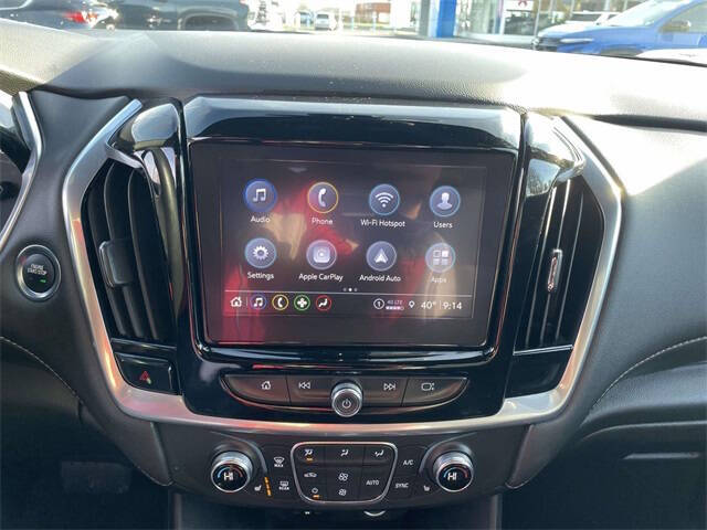 2022 Chevrolet Traverse LT Leather