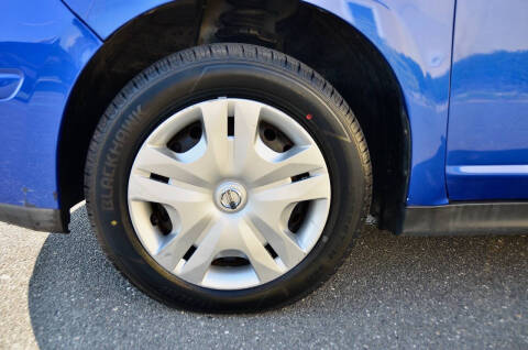 2011 Nissan Versa 1.8 S