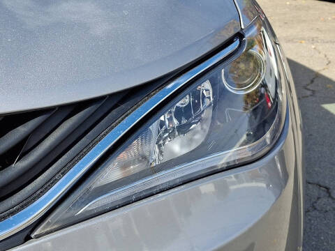 2017 Chrysler Pacifica Hybrid Touring Plus