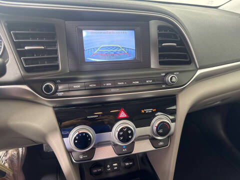 2019 Hyundai Elantra