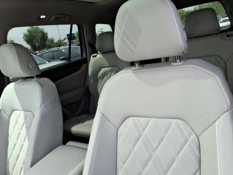 2026 Volkswagen Atlas SEL Premium R-Line 4Motion