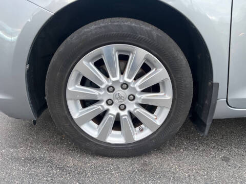 2013 Toyota Sienna LE 7-Passenger