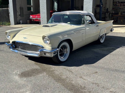 1957 Ford Thunderbird
